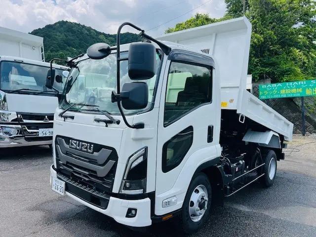 フォワード ベースグレード　新明和製　Ｌゲートダンプ　積載可能量３５５０ｋｇ　荷台未使用　ベッドレス　１９０ＰＳ馬力　エンジン型式４ＨＫ１　燃料タンク　６速ミッション　レーンアシスト　横滑り防止装置　アイドリングストップ（3枚目）