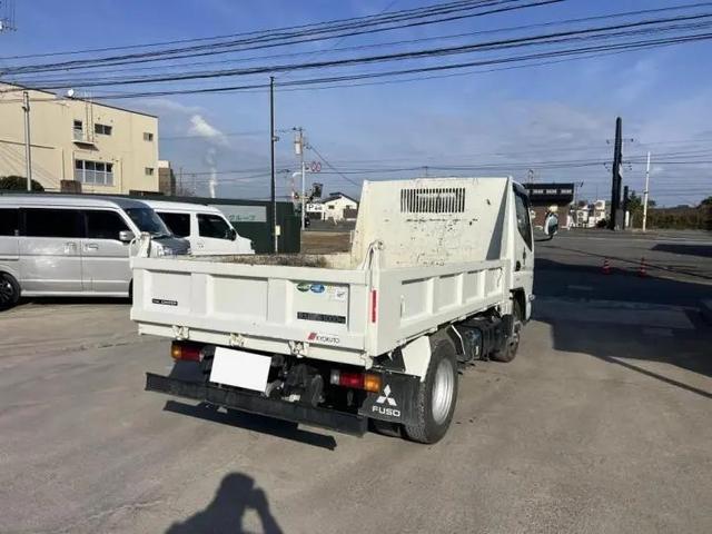 キャンター ダンプ　極東製強化ダンプ　三方開　５速ミッション　スマートキー　助手席側電動格納ミラー　アドブルー　燃料タンク７０Ｌ　エンジン型式４Ｐ１０　ボディ内寸長３０５０ｍｍ幅１６００ｍｍ高３８０ｍｍ（15枚目）