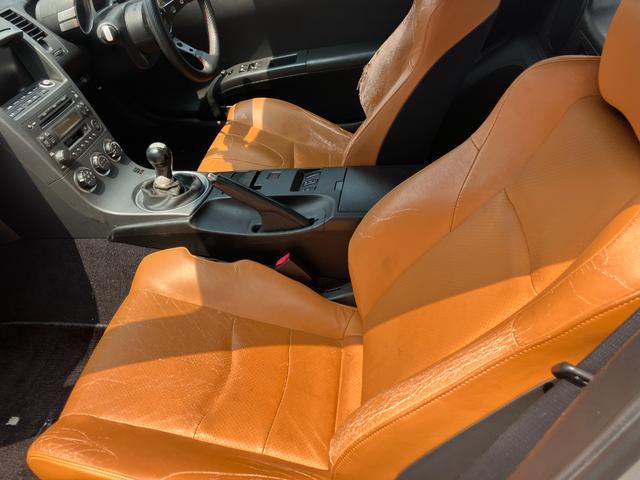 フェアレディＺ バージョンＳＴ　走行距離８９，０００Ｋｍ　６速ミッション車　社外マフラー　社外１８アルミホイール　車高調　ナビ　ＥＴＣ　レザーシート　キーレス　ＨＩＤライト　エアクリーナー（11枚目）