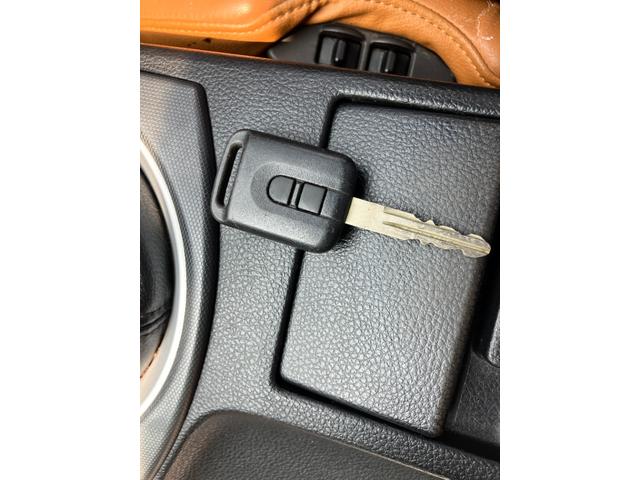 フェアレディＺ バージョンＳＴ　走行距離８９，０００Ｋｍ　６速ミッション車　社外マフラー　社外１８アルミホイール　車高調　ナビ　ＥＴＣ　レザーシート　キーレス　ＨＩＤライト　エアクリーナー（27枚目）