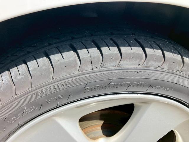 プリウス Sツーリングセレクション ナビTV スマートキー プッシュスタート 純正17インチアルミ ETC アイドリングストップ LEDヘッドライト ウインカーミラー オートエアコン ハイブリッド車 取扱説明書(21枚目)