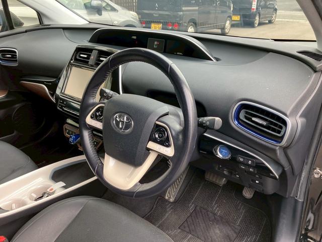 プリウス Aプレミアム ツーリングセレクション エアロ 純正9インチナビ バックモニター ドライブレコーダー 黒革パワーシート スマートキー プッシュスタート 純正17インチAW LEDヘッドライト クリアランスソナー クルーズコントロール(28枚目)