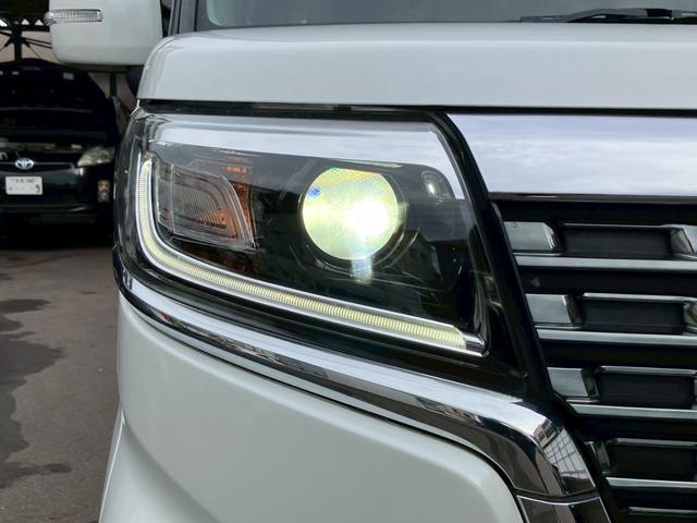 スペーシアカスタム ハイブリッドＸＳターボ　デュアルセンサーブレーキサポート　ナビ　フルセグＴＶ　バックモニター　コムテック３６０°ドライブレコーダー　両側パワースライドドア　クルーズコントロール　ＬＥＤヘッドライト　スマートキー（6枚目）