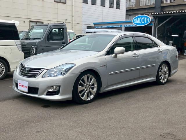 クラウンハイブリッド ベースグレード　純正ナビＴＶ　バックモニター　ドライブレコーダー　ＬＥＤヘッドライト　黒革シート　スマートキー　プッシュスタート　コンビハンドル　クルーズコントロール　純正１８インチＡＷ　パワーシート（2枚目）