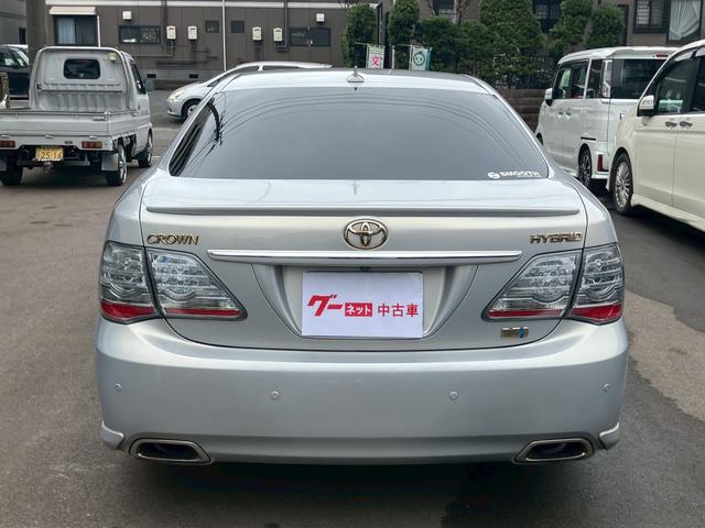 クラウンハイブリッド ベースグレード　純正ナビＴＶ　バックモニター　ドライブレコーダー　ＬＥＤヘッドライト　黒革シート　スマートキー　プッシュスタート　コンビハンドル　クルーズコントロール　純正１８インチＡＷ　パワーシート（14枚目）