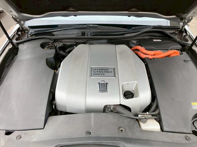 クラウンハイブリッド ベースグレード　純正ナビＴＶ　バックモニター　ドライブレコーダー　ＬＥＤヘッドライト　黒革シート　スマートキー　プッシュスタート　コンビハンドル　クルーズコントロール　純正１８インチＡＷ　パワーシート（28枚目）