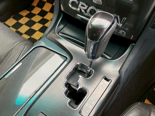 クラウンハイブリッド ベースグレード　純正ナビＴＶ　バックモニター　ドライブレコーダー　ＬＥＤヘッドライト　黒革シート　スマートキー　プッシュスタート　コンビハンドル　クルーズコントロール　純正１８インチＡＷ　パワーシート（52枚目）