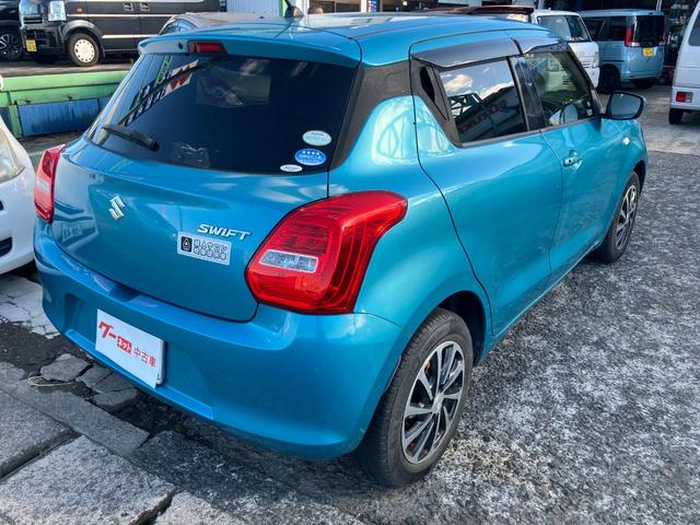 スイフト ＸＧリミテッド　衝突軽減ブレーキ　アダプティブクルーズコントロール　ディスプレイオーディオ　デジタルインナーミラー　スマートキー　オートエアコン　エンジンプッシュスタート　シートヒーター　純正アルミホイール（12枚目）