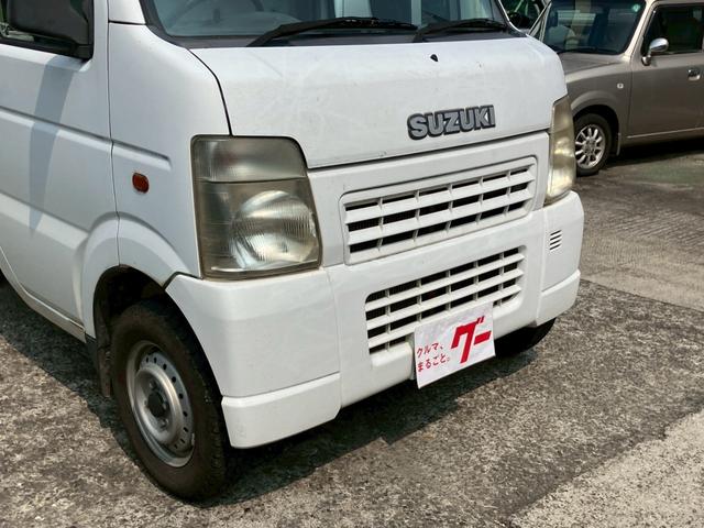 キャリイトラック ＫＣエアコン・パワステ　５速ミッション車　４ＷＤ　ＦＭ／ＡＭラジオ　３方開　積載量３５０Ｋｇ積み（4枚目）