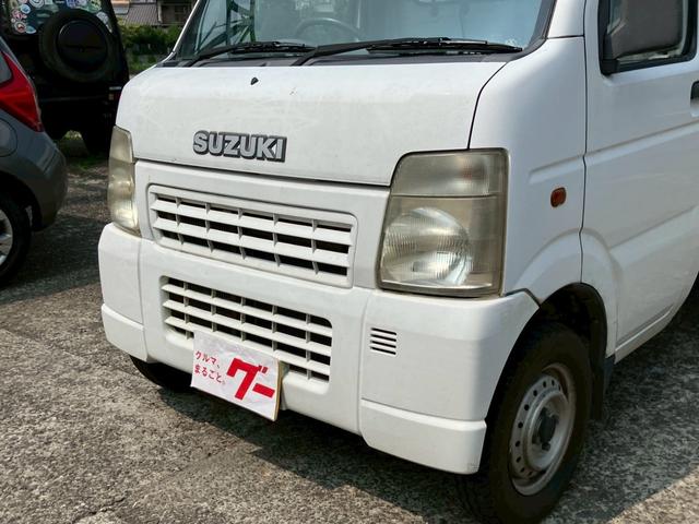 キャリイトラック ＫＣエアコン・パワステ　５速ミッション車　４ＷＤ　ＦＭ／ＡＭラジオ　３方開　積載量３５０Ｋｇ積み（5枚目）