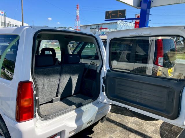 ジムニー XC パートタイム4WD インタークーラーターボ 16インチAW Wエアバッグ ABS キーレス ETC 背面タイヤ フォグランプ(8枚目)