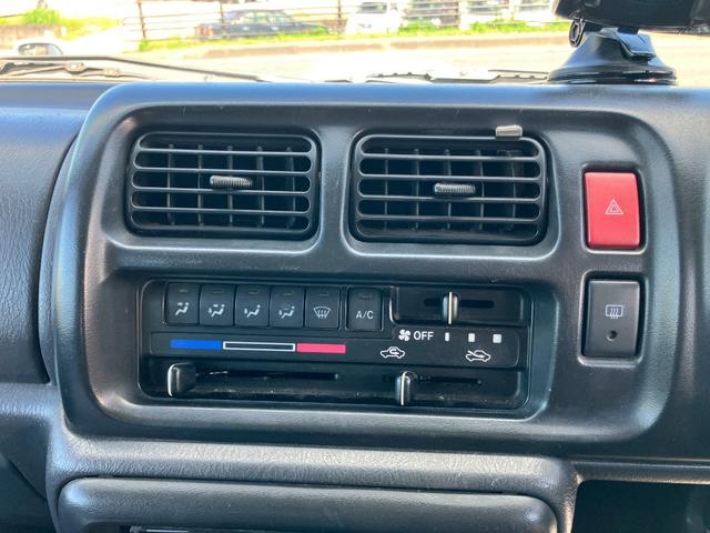 ジムニー XC パートタイム4WD インタークーラーターボ 16インチAW Wエアバッグ ABS キーレス ETC 背面タイヤ フォグランプ(14枚目)