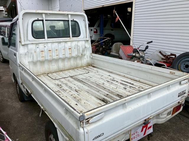 ハイゼットトラック エアコン・パワステ　スペシャル　５速ＭＴ　４ＷＤ　３方開　ナビ付（4枚目）