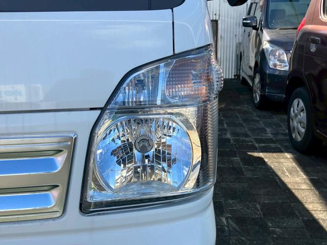 キャリイトラック ＫＣエアコン・パワステ　５速マニュアル　４ＷＤ　三方開　デュアルカメラブレーキサポート　衝突軽減ブレーキ　車線逸脱警報　パーキングセンサー　ＡＭ／ＦＭラジオ　アイドリングストップ　キーレス　パワーウインドウ　横滑り防止（5枚目）