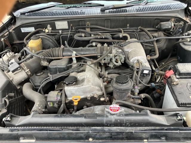 ハイラックスサーフ ＳＳＲ－Ｘ　オールペイント　グレーブラック　社外ホイール　新品革調シートカバー（15枚目）