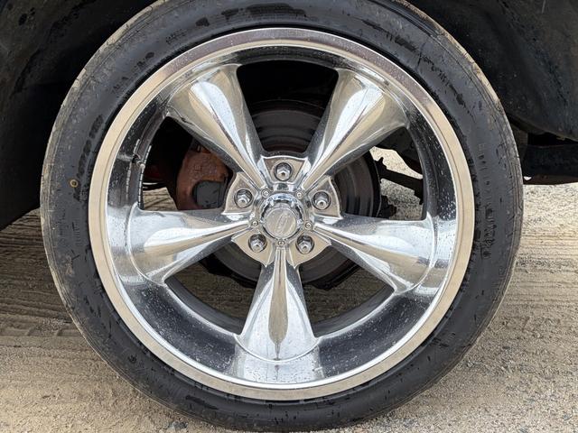 シボレーＣ－１０ ベースグレード　ショートベッド　ＧＭ５．０Ｌ社外ホイール２０インチ　覇王ホイール（8枚目）