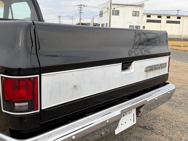 シボレーＣ－１０ ベースグレード　ショートベッド　ＧＭ５．０Ｌ社外ホイール２０インチ　覇王ホイール（12枚目）