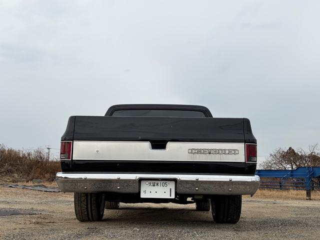 シボレーＣ－１０ ベースグレード　ショートベッド　ＧＭ５．０Ｌ社外ホイール２０インチ　覇王ホイール（31枚目）