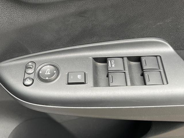 フィット １３Ｇ・Ｌ　ホンダセンシング　純正ナビ　バックモニター　衝突軽減安全装置　Ｂｌｕｅｔｏｏｔｈ　ＥＴＣ　アダプティブクルーズコントロール　フロントフォグ　車線逸脱装置　スマートキー　オートエアコン（33枚目）