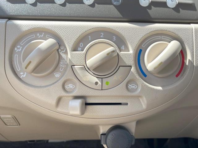アルト Ｆ　ＭＴ車　ＣＤ（4枚目）