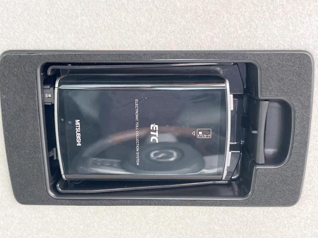 ビアンテ グランツ 両側電動ドア 純正SDナビ 後席モニター バックカメラ スマートキー HIDヘッド ビルトインETC オートライト オートエアコン 純正17インチアルミ Bluetooth CD DVD再生(6枚目)