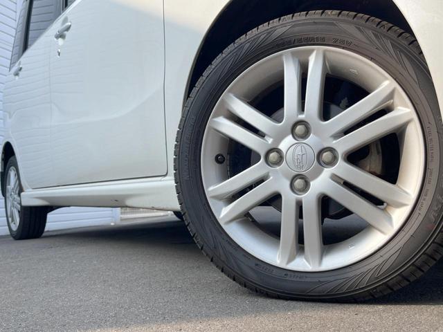 ルクラカスタム ＲＳ　４ＷＤ　ＳＤナビ　スマートキー　ＨＩＤヘッド　オートエアコン　純正１５インチアルミ　ＣＤ（12枚目）