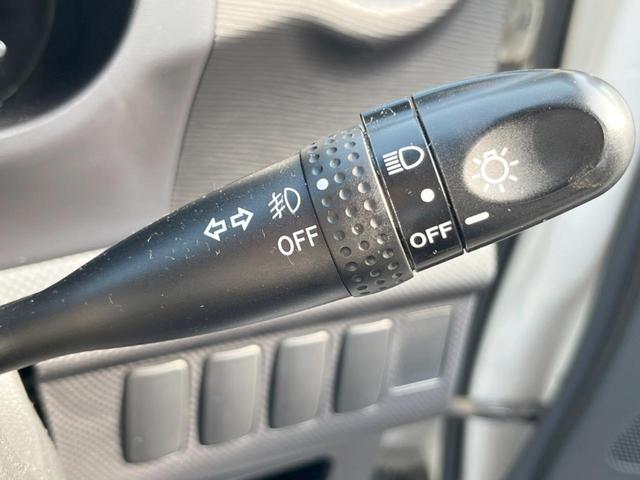 ルクラカスタム ＲＳ　４ＷＤ　ＳＤナビ　スマートキー　ＨＩＤヘッド　オートエアコン　純正１５インチアルミ　ＣＤ（23枚目）