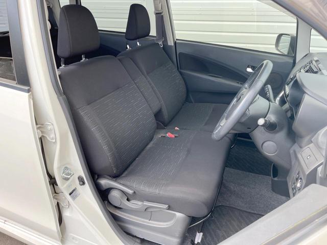 ステラ カスタムＲ　スマートアシスト　ＳＤナビ　衝突被害軽減システム　スマートキー　ＨＩＤヘッド　純正１３インチアルミ　オートライト　オートエアコン　Ｂｌｕｅｔｏｏｔｈ　ＣＤ　ＤＶＤ再生　地デジ（8枚目）