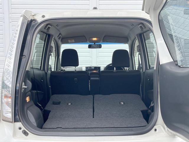 ステラ カスタムＲ　スマートアシスト　ＳＤナビ　衝突被害軽減システム　スマートキー　ＨＩＤヘッド　純正１３インチアルミ　オートライト　オートエアコン　Ｂｌｕｅｔｏｏｔｈ　ＣＤ　ＤＶＤ再生　地デジ（10枚目）