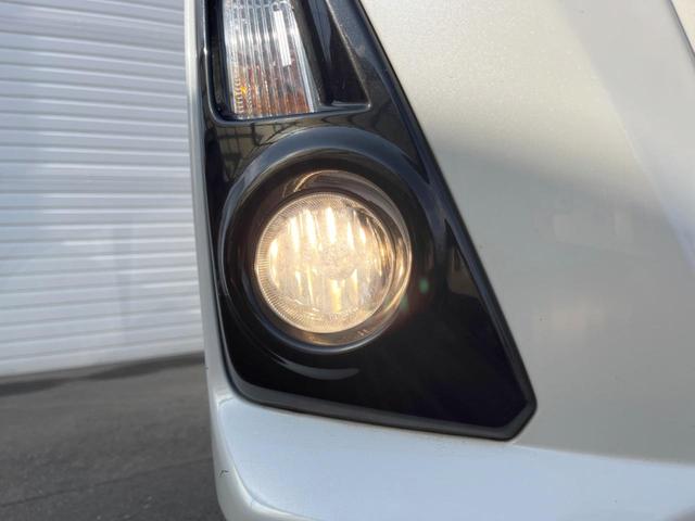 ステラ カスタムＲ　スマートアシスト　ＳＤナビ　衝突被害軽減システム　スマートキー　ＨＩＤヘッド　純正１３インチアルミ　オートライト　オートエアコン　Ｂｌｕｅｔｏｏｔｈ　ＣＤ　ＤＶＤ再生　地デジ（31枚目）