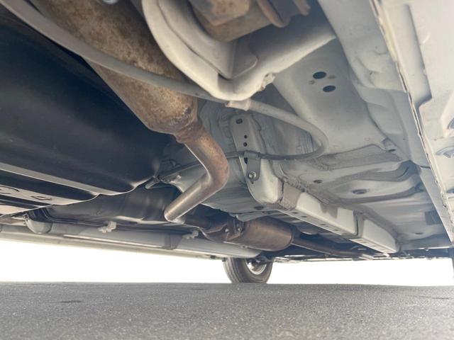 ステラ カスタムＲ　スマートアシスト　ＳＤナビ　衝突被害軽減システム　スマートキー　ＨＩＤヘッド　純正１３インチアルミ　オートライト　オートエアコン　Ｂｌｕｅｔｏｏｔｈ　ＣＤ　ＤＶＤ再生　地デジ（44枚目）