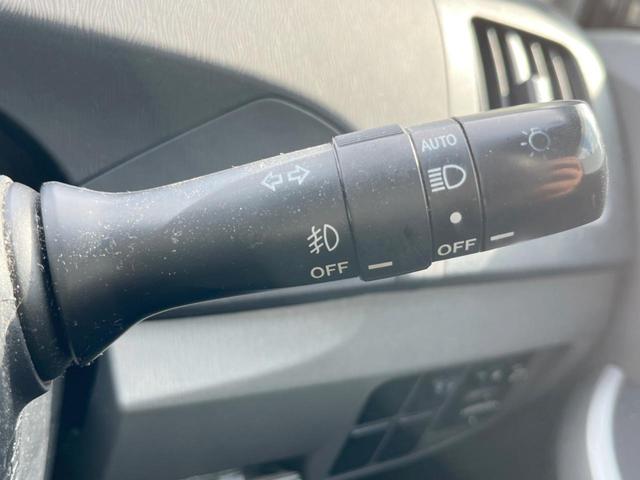 プリウス S SDナビ バックカメラ スマートキー ETC 純正15インチアルミ オートライト オートエアコン CD DVD再生 地デジ(33枚目)