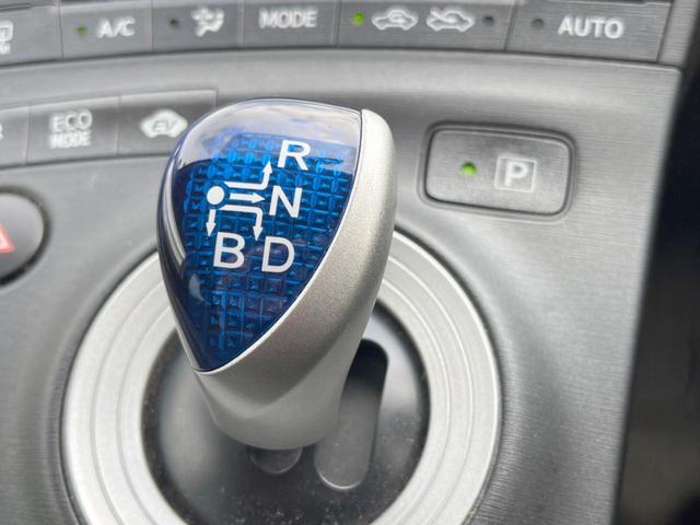 プリウス S SDナビ バックカメラ スマートキー ETC 純正15インチアルミ オートライト オートエアコン CD DVD再生 地デジ(34枚目)