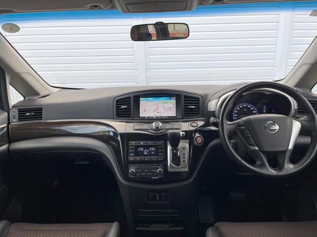 エルグランド ２５０ハイウェイスター　両側電動ドア　後席モニター　全周囲カメラ　ハーフレザーシート　スマートキー　ＨＩＤヘッド　ビルトインＥＴＣ　純正１８インチアルミ　オートライト　オートエアコン　リアエアコン　Ｂｌｕｅｔｏｏｔｈ　ＣＤ（2枚目）