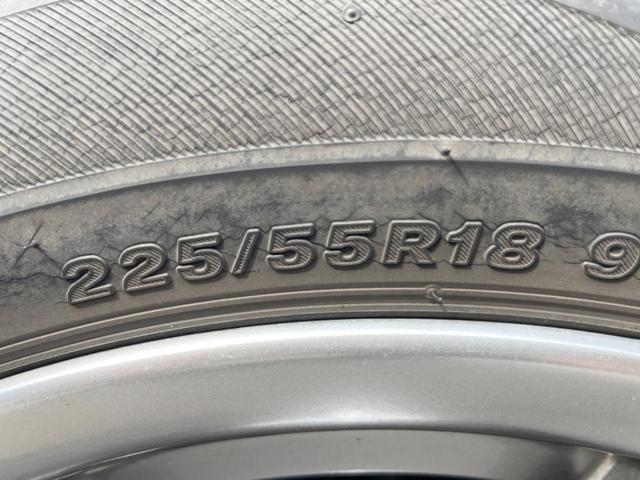 エルグランド ２５０ハイウェイスター　両側電動ドア　後席モニター　全周囲カメラ　ハーフレザーシート　スマートキー　ＨＩＤヘッド　ビルトインＥＴＣ　純正１８インチアルミ　オートライト　オートエアコン　リアエアコン　Ｂｌｕｅｔｏｏｔｈ　ＣＤ（53枚目）