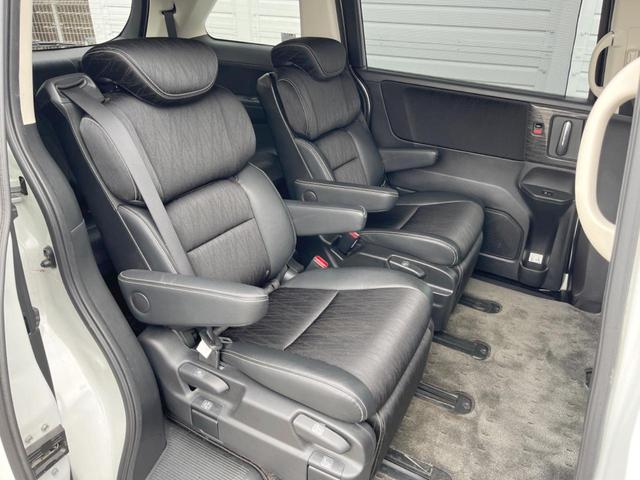 オデッセイ アブソルート・ＥＸ　両側電動ドア　純正ＳＤナビ　バックカメラ　衝突被害軽減システム　レーダークルーズ　ハーフレザーシート　パワーシート　スマートキー　ＬＥＤヘッド　ビルトインＥＴＣ　車線逸脱警報　オートライト（10枚目）