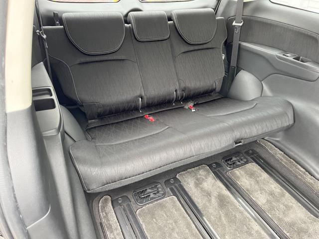 オデッセイ アブソルート・ＥＸ　両側電動ドア　純正ＳＤナビ　バックカメラ　衝突被害軽減システム　レーダークルーズ　ハーフレザーシート　パワーシート　スマートキー　ＬＥＤヘッド　ビルトインＥＴＣ　車線逸脱警報　オートライト（11枚目）