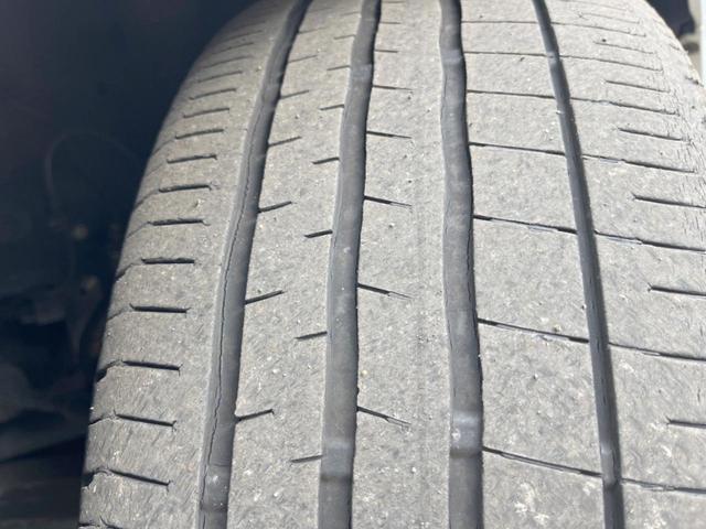 オデッセイ アブソルート・ＥＸ　両側電動ドア　純正ＳＤナビ　バックカメラ　衝突被害軽減システム　レーダークルーズ　ハーフレザーシート　パワーシート　スマートキー　ＬＥＤヘッド　ビルトインＥＴＣ　車線逸脱警報　オートライト（27枚目）