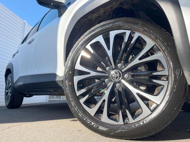 ヤリスクロス ハイブリッドZ 純正SDナビ 全周囲カメラ 衝突被害軽減システム レーダークルーズ ハーフレザーシート パワーシート ドラレコ コーナーセンサー スマートキー LEDヘッド ETC2.0 純正18インチアルミ(16枚目)