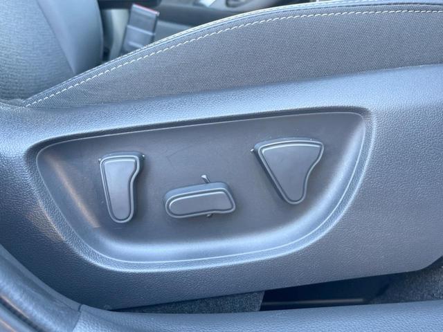 ヤリスクロス ハイブリッドZ 純正SDナビ 全周囲カメラ 衝突被害軽減システム レーダークルーズ ハーフレザーシート パワーシート ドラレコ コーナーセンサー スマートキー LEDヘッド ETC2.0 純正18インチアルミ(44枚目)