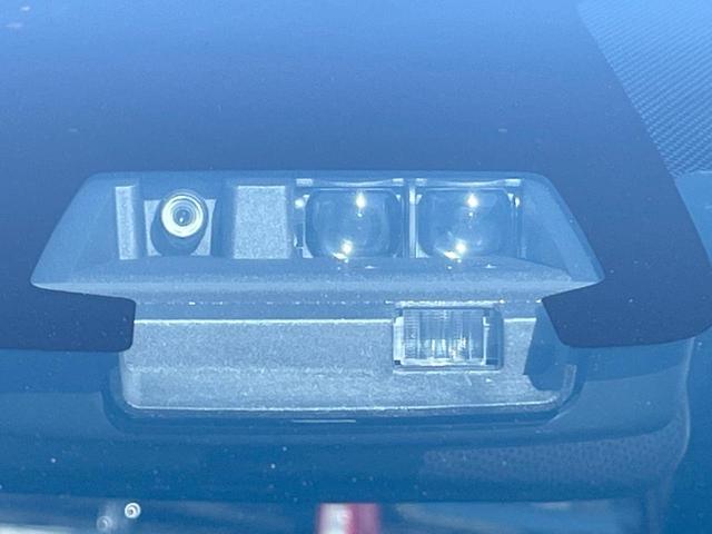 アクア Ｓスタイルブラック　純正ＳＤナビ　バックカメラ　衝突被害軽減システム　スマートキー　ＬＥＤヘッド　ビルトインＥＴＣ　純正１５インチアルミ　オートライト　オートエアコン　Ｂｌｕｅｔｏｏｔｈ　ＣＤ　ＤＶＤ再生　ＬＥＤフォグ（3枚目）