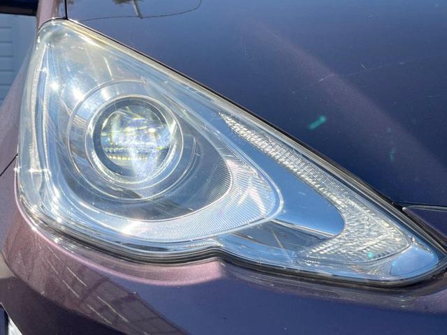 アクア Ｓスタイルブラック　純正ＳＤナビ　バックカメラ　衝突被害軽減システム　スマートキー　ＬＥＤヘッド　ビルトインＥＴＣ　純正１５インチアルミ　オートライト　オートエアコン　Ｂｌｕｅｔｏｏｔｈ　ＣＤ　ＤＶＤ再生　ＬＥＤフォグ（12枚目）