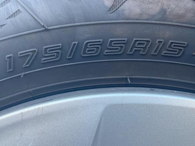 アクア Ｓスタイルブラック　純正ＳＤナビ　バックカメラ　衝突被害軽減システム　スマートキー　ＬＥＤヘッド　ビルトインＥＴＣ　純正１５インチアルミ　オートライト　オートエアコン　Ｂｌｕｅｔｏｏｔｈ　ＣＤ　ＤＶＤ再生　ＬＥＤフォグ（46枚目）