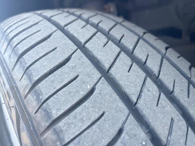 アクア Ｓスタイルブラック　純正ＳＤナビ　バックカメラ　衝突被害軽減システム　スマートキー　ＬＥＤヘッド　ビルトインＥＴＣ　純正１５インチアルミ　オートライト　オートエアコン　Ｂｌｕｅｔｏｏｔｈ　ＣＤ　ＤＶＤ再生　ＬＥＤフォグ（47枚目）