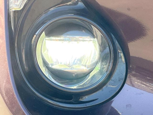 アクア Ｓスタイルブラック　純正ＳＤナビ　バックカメラ　衝突被害軽減システム　スマートキー　ＬＥＤヘッド　ビルトインＥＴＣ　純正１５インチアルミ　オートライト　オートエアコン　Ｂｌｕｅｔｏｏｔｈ　ＣＤ　ＤＶＤ再生　ＬＥＤフォグ（52枚目）