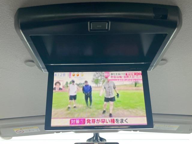 セレナ ハイウェイスター　Ｖセレクション　両側電動ドア　ＳＤナビ　後席モニター　全周囲カメラ　衝突被害軽減システム　スマートキー　ＬＥＤヘッド　ビルトインＥＴＣ　純正１６インチアルミ　オートライト　オートエアコン（3枚目）