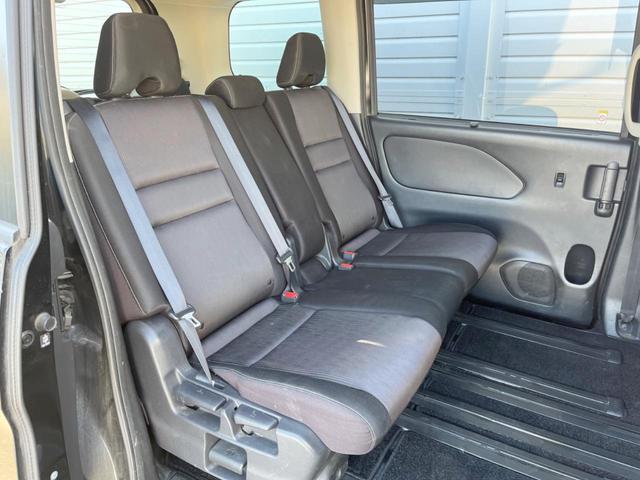 セレナ ハイウェイスター　Ｖセレクション　両側電動ドア　ＳＤナビ　後席モニター　全周囲カメラ　衝突被害軽減システム　スマートキー　ＬＥＤヘッド　ビルトインＥＴＣ　純正１６インチアルミ　オートライト　オートエアコン（10枚目）