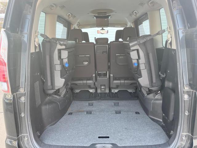 セレナ ハイウェイスター　Ｖセレクション　両側電動ドア　ＳＤナビ　後席モニター　全周囲カメラ　衝突被害軽減システム　スマートキー　ＬＥＤヘッド　ビルトインＥＴＣ　純正１６インチアルミ　オートライト　オートエアコン（12枚目）