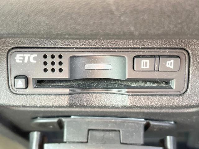 フリード G ハイウェイエディション 両側電動ドア SDナビ バックカメラ HIDヘッド ビルトインETC 純正15インチアルミ オートライト オートエアコン Bluetooth CD DVD再生 地デジ キーレス(6枚目)