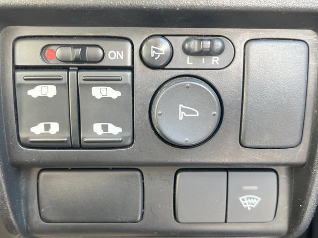 フリード G ハイウェイエディション 両側電動ドア SDナビ バックカメラ HIDヘッド ビルトインETC 純正15インチアルミ オートライト オートエアコン Bluetooth CD DVD再生 地デジ キーレス(34枚目)